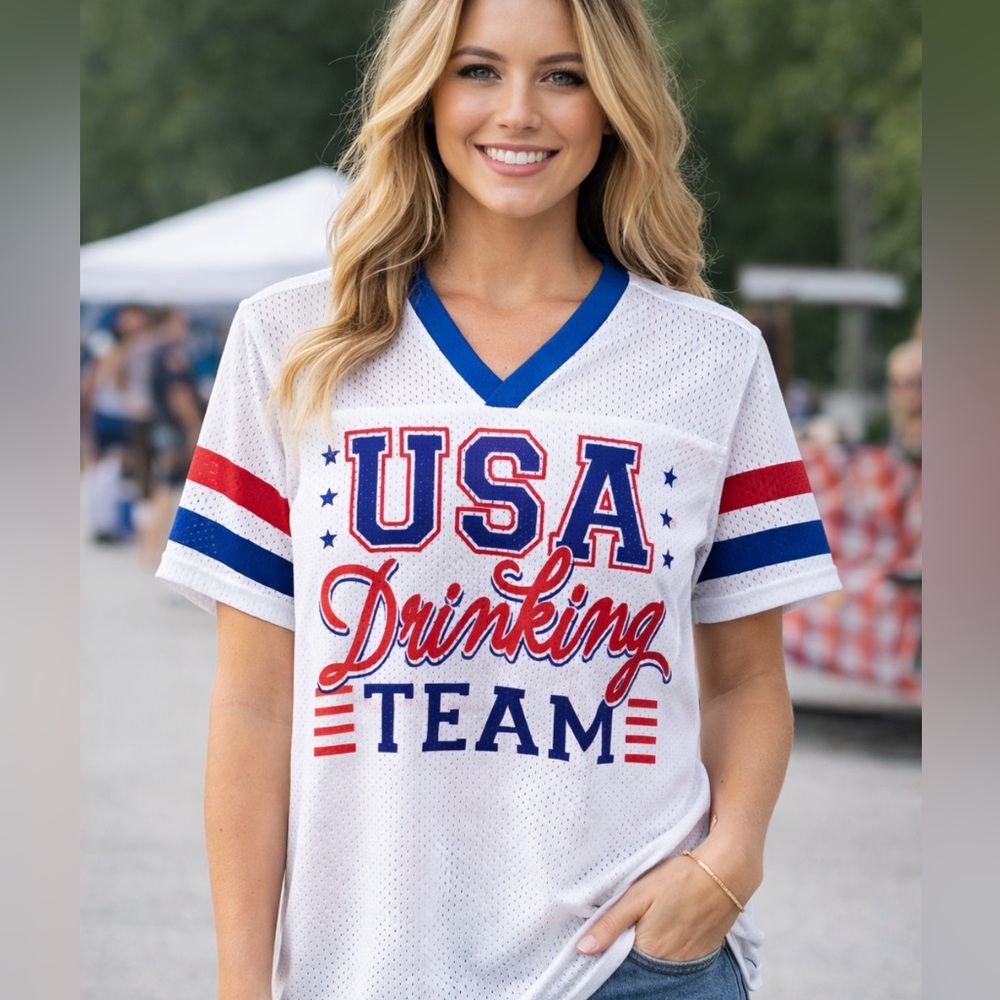 Spencer’s White and Blue USA Drinking Team Tee